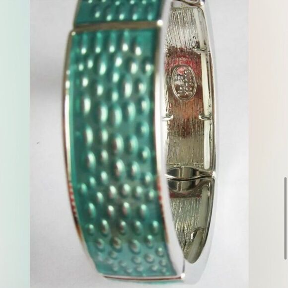 Lia Sophia Quench Stretch bangle Bracelet- silver and turquoise color NWT was$58 - Picture 3 of 9